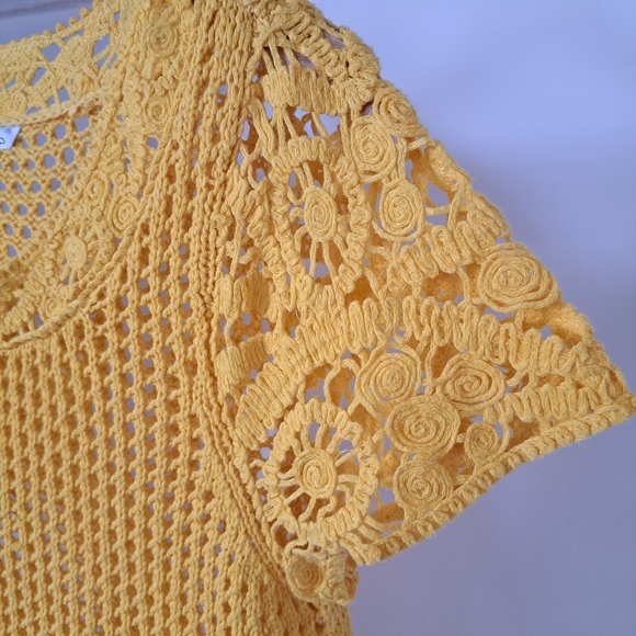 Peter nygard | Canary yellow crochet cottagecore knit t shirt - Picture 5 of 13